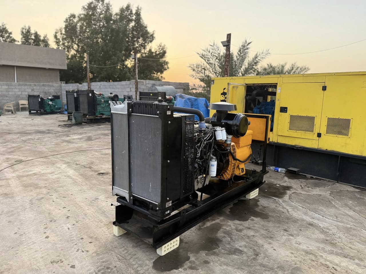 السلام عليكم مولد بيركز نكلزي  اصلي 160kكيفي مديل حديث حجم 105  )6سلندر جديده لوك مشتغلا ساعات مكاني بغداد رقمي***********
