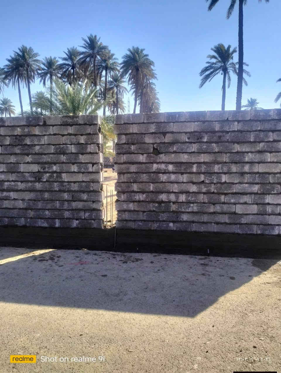 خلفات بنا بلوك نشتغل مزارع  سياجات بيوت بنفس اليوم نقفل الموقع شغل درجة أولى
التواصل اتصال أو واتساب ***********

***********

بغداد
