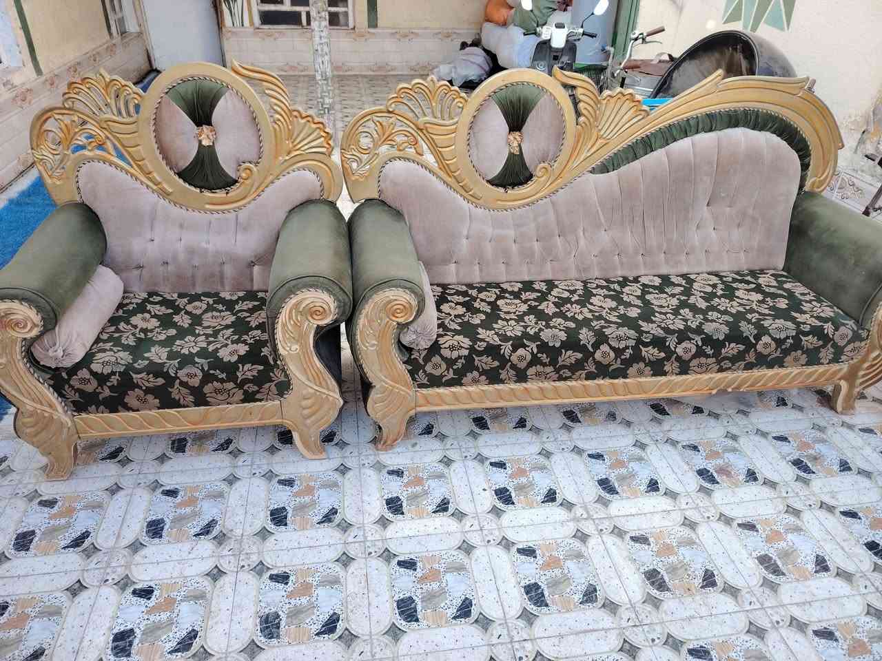 السلام عليكم ورحمة الله وبركاته

تخم عشر مقاعد سعره ١٤٠ ألف العنوان الحمزه الغربي حي الزهراء ع قرب صورة الإمام علي للإستفسار أكثر عليكم الاتصال على الرقم التالي
 ***********
***********
أو مراسلة الصفحه
