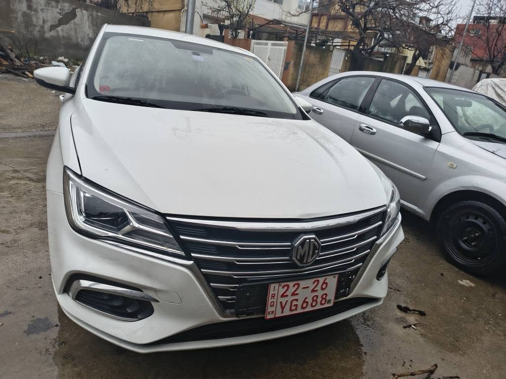 بێ سبوخ
رەقەم کاتی 
زۆر خاوێنە 
٥٥هەزار رۆیشتییە
پەنجەک قەلەم کاری هەیبە 
١ قۆپی خەفیف لە بۆنید هەییە لە رەسم دیارە 
زەربەی خەفیفی هەییە لە پشتی بێ سبوخ بە بێ ناو گرتن
85و مەجالەکی کەم 
 ***********  
What's up أربيل, العراق
