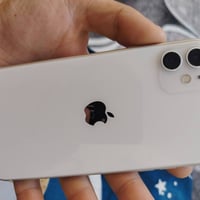 ايفون 11 بي حساب ميسجل خروج عندي حته رمز متوقف ٦٤ بطاريه ١٠٠ مستبدل شا...