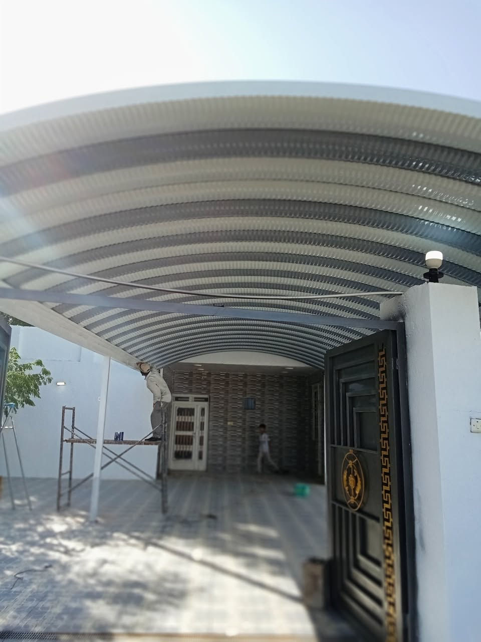 حدادة الرحمان  … اسمٌ يُعتمد عليه!”
🔨 عمل كافة السقائف الكيسبان والجملونات والكيربي  
🚚 “نعمل في جميع الأقضية والنواحي.ناصريه
📞 “للاستفسار والحجز. ***********/
***********
