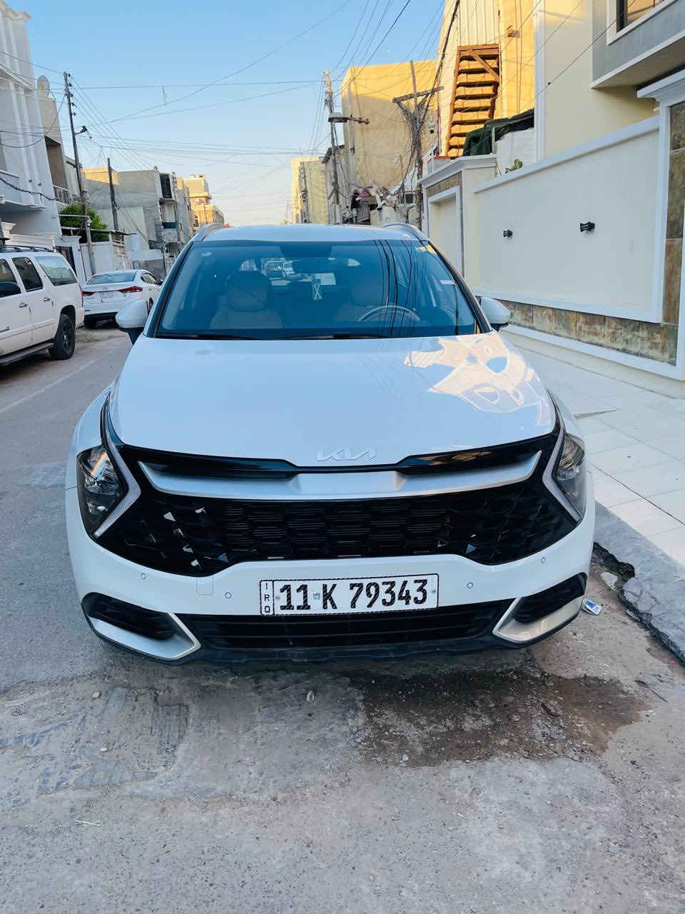 KIA SPORTAGE(ضمان الدولية العراقية)
الموديل :-2025
عداد المسافة :-8000 كم فقط
المواصفات :-
1- بصمة ابوات وصندوق وتشغيل
2- صندوق كهرباء
3- صف المقاعد الامامي كهرباء
4- شاشة اصلية وكامرا
5- رادار جانبي
العنوان :- الكرخ / البياع
السعر :-23.500 $ قابل للتفاوض 
للإستفسار :-***********
