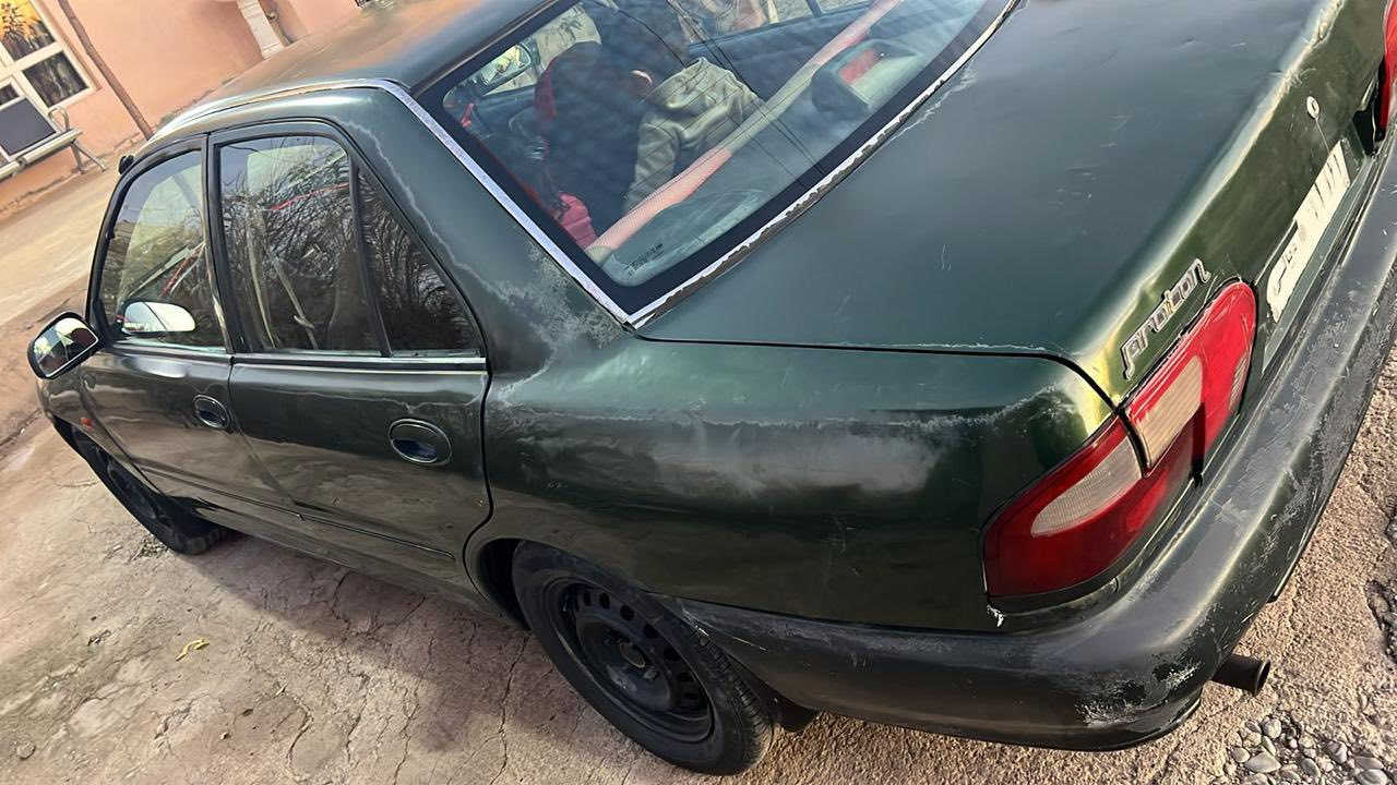 السلام عليكم
ابروتون 2001 
لا دعمه ولا صبغ ماناقصها برغي كلشي بيها شغال 
مطلوبه وكاله من راعيها الشرعي وكاله عامه 
السعر 28
*********** اتصل وبيك خير وتدلل
