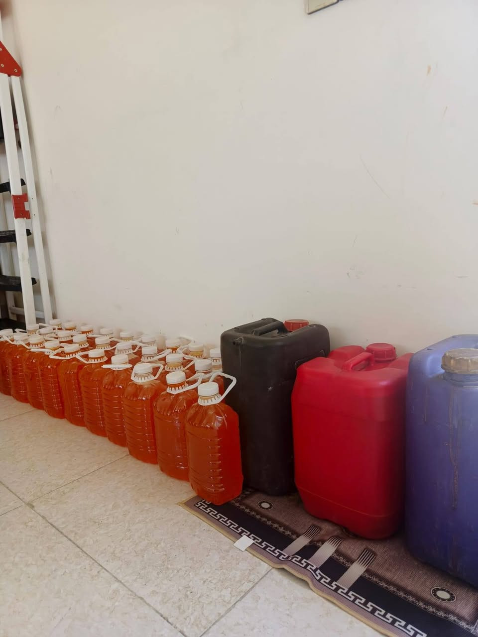 سلام عليكم
زاهي درجه اولى عطر طوري رغوه وتنضيف 
تفحص أمام المندوب مايعجبك رجعه وفلوسك ترجعلك 
متوفر زاهي وقاصر ابيض والوان وفلاش ومزيل 
بغداد الحسينيه توصيل داخل الحسينيه فقط


**إذا كنت صاحب هذا الإعلان وتريد حذفه لأي سبب، رجاءا أرسل رسالة إلى الدعم الفني**