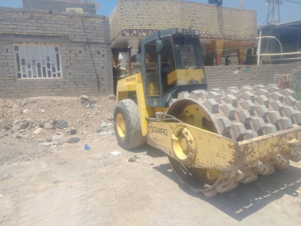 حادله البيع المو شراي لا يتصل السعر ٣٢٥ ورقه جازه العمل لا تخابر اذا مو شراي ***********
