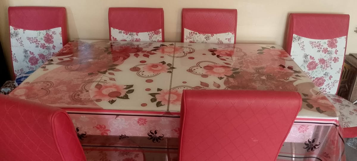 ميز طعام للبيع نضيف مابي اي كسر السعر 80 وبي مجال


**إذا كنت صاحب هذا الإعلان وتريد حذفه لأي سبب، رجاءا أرسل رسالة إلى الدعم الفني**