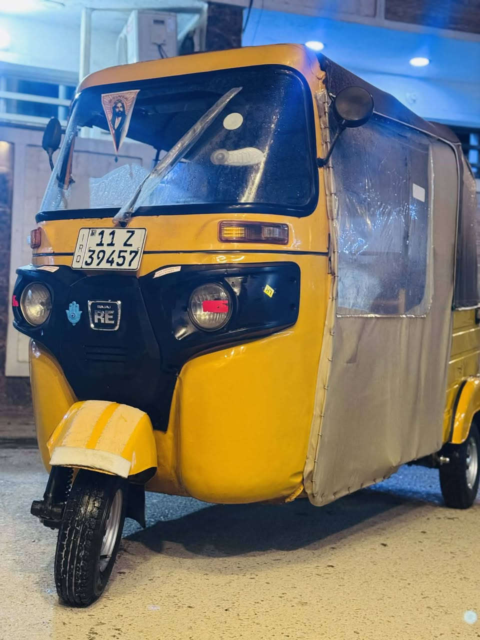 سلام عليكم تكتك 19 البيع شهر 11 رقم سنويه مكان فلكه حي النصر سعر 5600 بيه مجال حك جيه معمر دوس وبيه بل الغد هم معمر مرشوشه ***********
