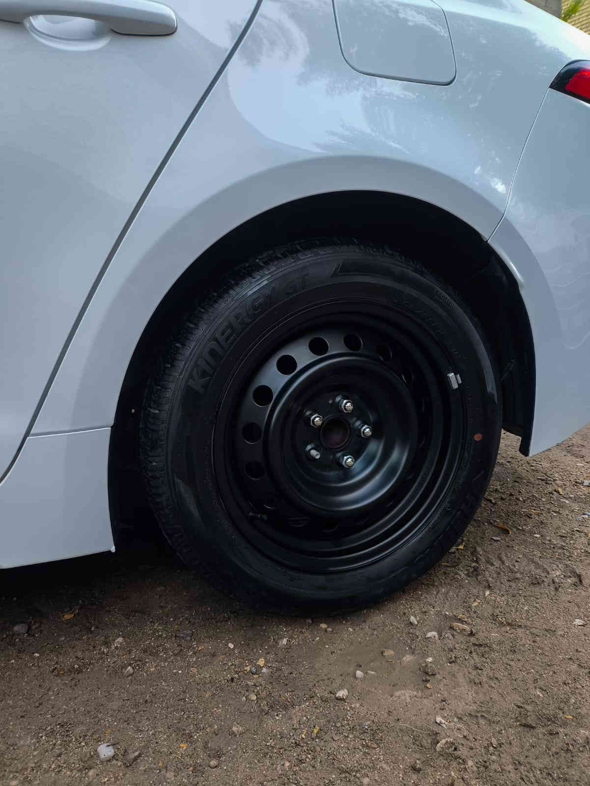 السلام عليكم ورحمة الله وبركاته
اللهم صل على محمد وآل محمد 
 كورلا للبيع موديل 24 ياباني بانزين فئة kM 32  LE  
فحص موقت بأسمي من امريكا دخول شهر 10
وتعقيب المعامله بميناء ام قصر بأيدي شخصياً 
حادثه جانبي كما موضح بالصور وتم تعديلها على البارد 
جاهزه من كلشي ميكانيك وبدي بدون صبغ وبدون دواخل 
ايرباكات سليمه الصور حقيقية ومواصفاتها معروفة 
سعر 158 التواصل مع صاحب الهاتف 
***********
