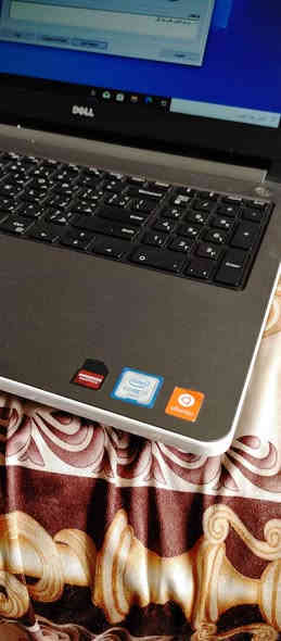 سلام عليكم لابتوب نوع DELL حجم 16 
هارد ssd120 رام 8 كرت شاشة ثنين 
انتل و amd فقط بطاريه اقل ربع ساعه يعني ظعيفه
معه شاحنه فقط سعر 200 
مكاني بغداد زعفرانية 
واتساب او اتصال *********** بغداد
