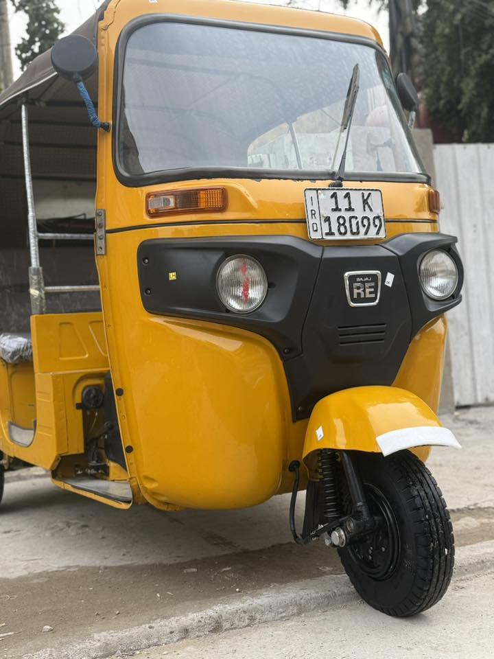 السلام عليكم تكتك 20 مكفوله ماعده الدوس التكتك رقم وسنويه بأسمي مكاني بغداد جديدة قرب جبار ابو الشربت الي ع قناة. رقمي ‭0778 327 8037‬
