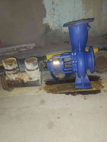 البيع خنزيره ٨/٨ مشتغله خمس ايام ومايه خير من الله وياه مذب ٣ امتار حديد مال وياه ممص سعره ٧٥٠ مكاني ناصريه ***********
