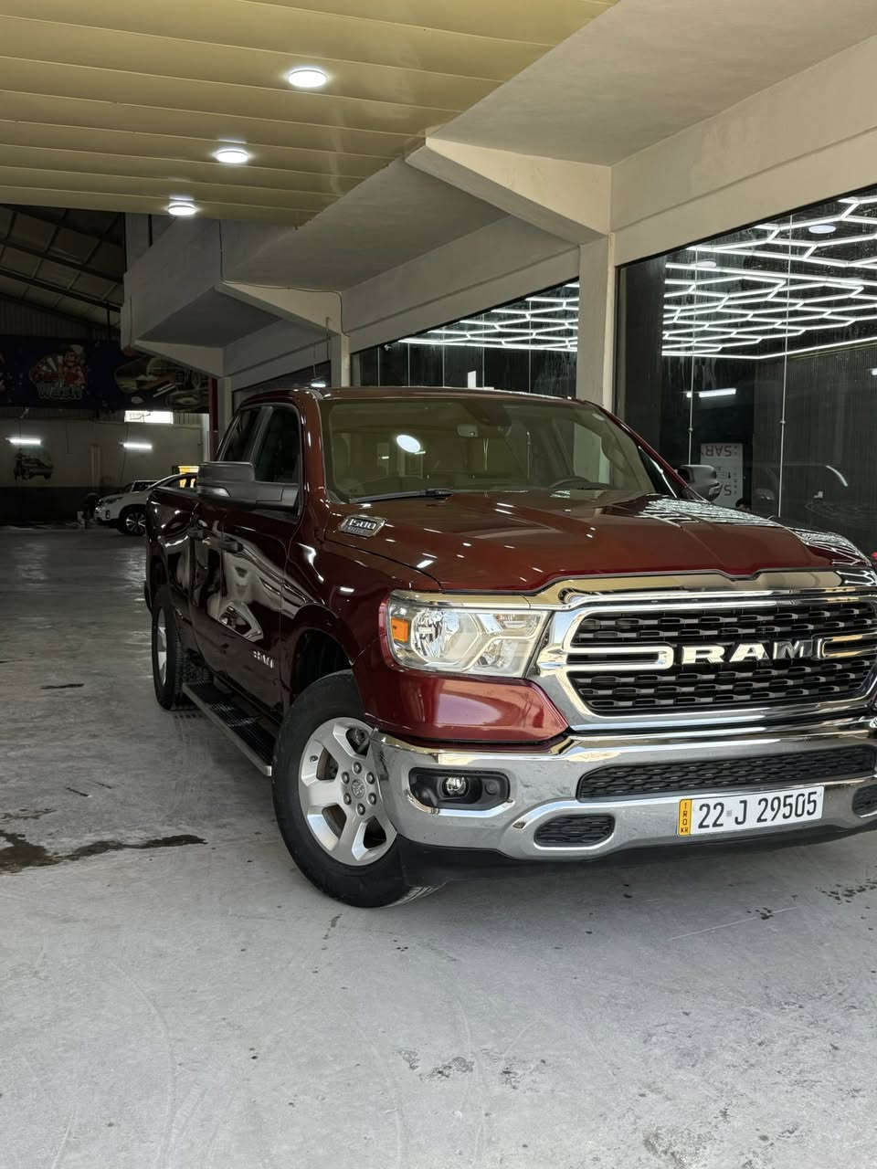 السلام عليكم
دوج رام ٢٠٢٣ فئه بك هورن 
تو ويل
رقم اربيل
محرك ٦ سلندر ايتورك
السياره جديدة ماشية ٤٥ الف كيلو مو ميل

حادث جدا بسيط ربع الجاملغ الامامي جهة السكن بارد والدارير مال الجاملغ الخلفي بارد السياره بدون صبغ ايرباك فقط بردة راجع سيتم
صور الحادث مرفقة 
السيارة جاهزة وما مشتغلة فقط استخدام شخصي
السعر ٣١٠ وبيه مجال
للاستفسار
***********
