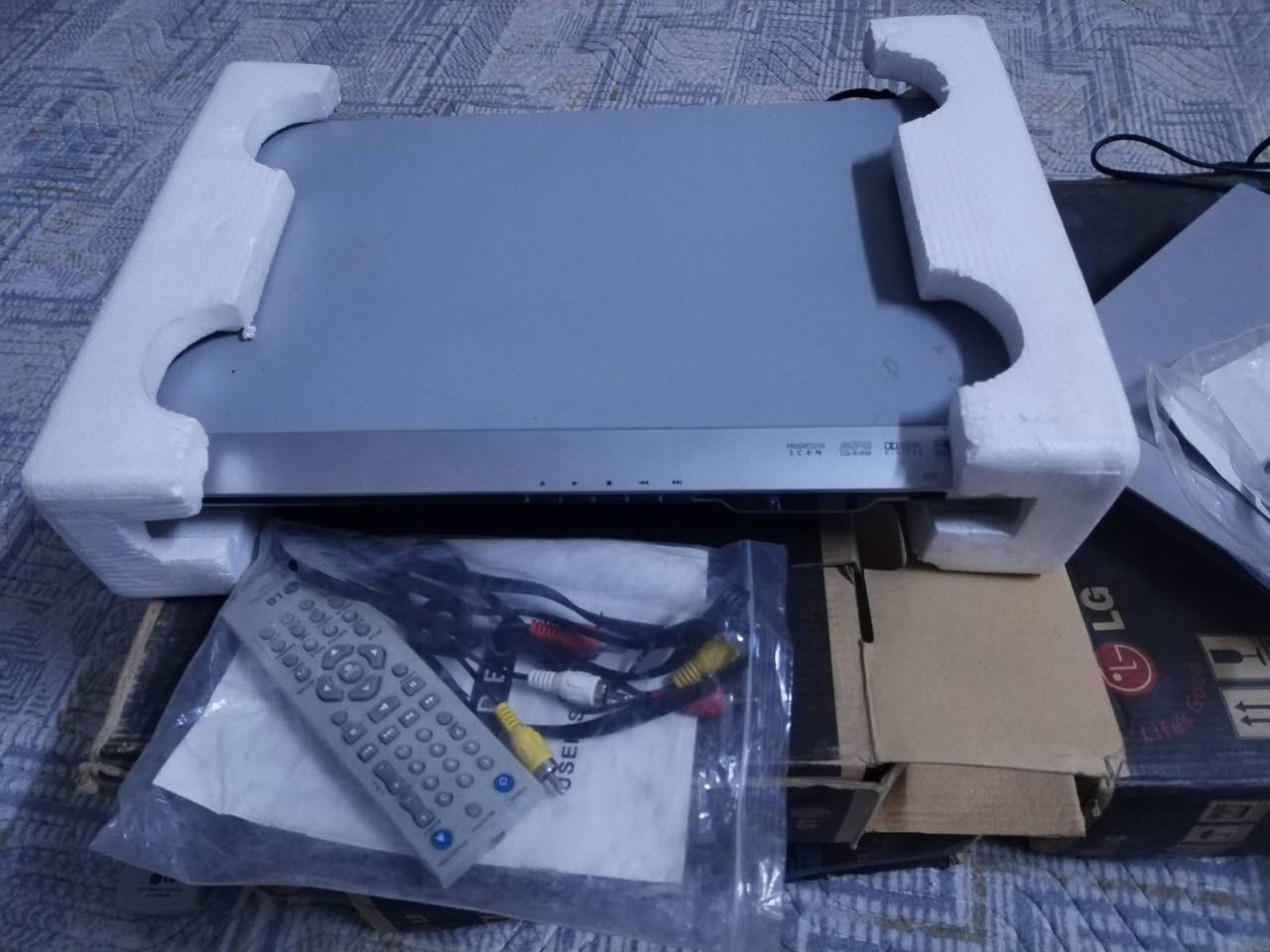 شلعه كلهم ينباعون ٣ قطع دفدي جديد كهرباء سعر ٣٥ اي استفسار خاص غير متواجد بل تعليقات


**إذا كنت صاحب هذا الإعلان وتريد حذفه لأي سبب، رجاءا أرسل رسالة إلى الدعم الفني**