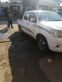 هايلكس • ٢٠٠٩ • الموصل الايمن