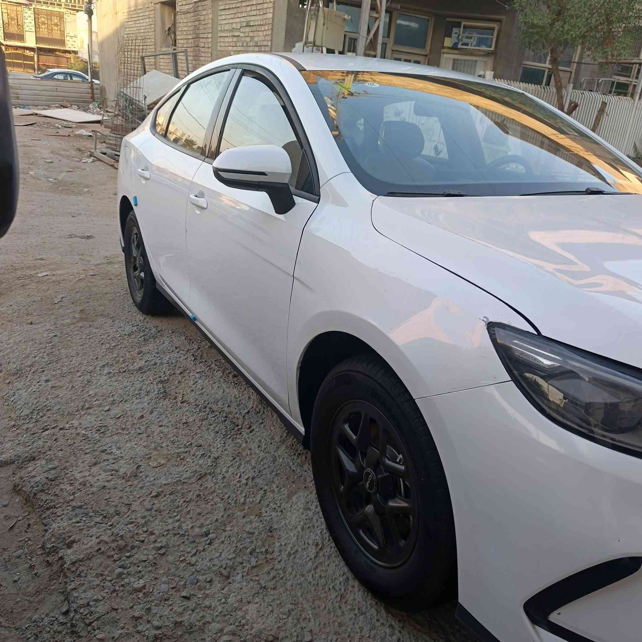 (BYD Seal 05 DM-i) 2025
📍 مرقمة بغداد
📍 ماشية 4,000 كم فقط

💰 السعر: 17.750,000 دينار عراقي بيهه مجال بسيط حك جيتك

✨ المواصفات:

✅ تحكمات ستيرن
✅ عدادات ديجيتال
✅ شاشة متعددة الوسائط تدعم Apple CarPlay & Android Auto
✅ كير ماوس
✅ دخول وتشغيل ذكي
✅ كاميرا خلفية
✅ حساسات
✅ هاند بريك إلكتروني
✅ أوتو هولد
✅ إنارة LED أمامية وخلفية
✅ مقاعد جلد فاخرة
✅ صرفية وقود اقتصادية

🔥 سيارة عملية، اقتصادية، ومجهزة بأحدث التقنيات السياره بيهه عطل بملف الكير وحادثهه جاملغ ايمن وماصده وشباك  للاستفسار

📍 بغداد الدوره ابو دشير
***********
#BYD
#Seal
#سيل
#بي_واي_دي

