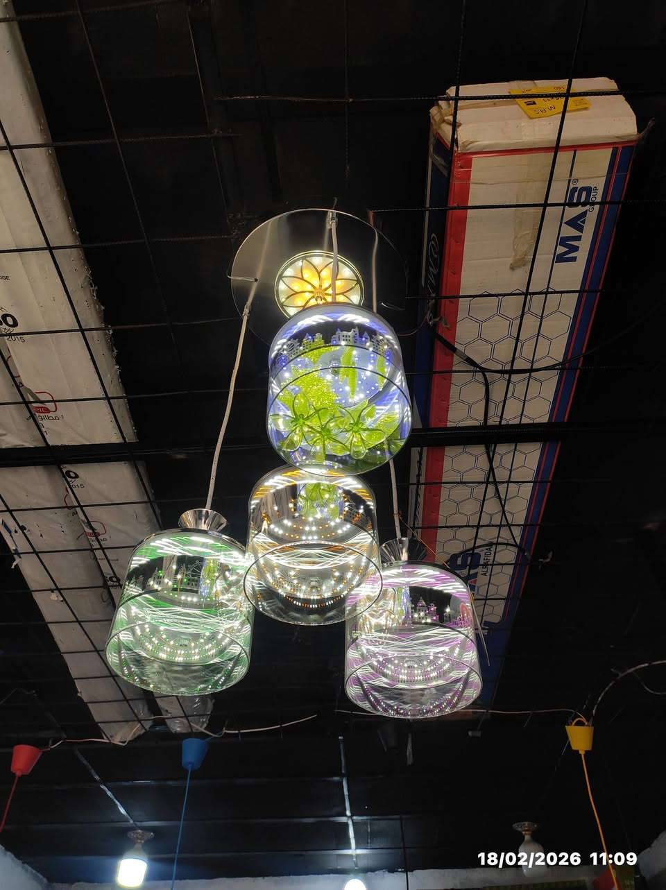 الإضاءة ليست مجرد أداة، بل هي روح المكان.. ✨
أضف لمسة من الرقي لمنزلك مع أحدث تشكيلة من ثريات الـ LED المودرن، حيث يلتقي التصميم العصري الفاخر مع تكنولوجيا الإنارة الذكية والموفرة للطاقة. اجعل منزلك يتحدث بلغة الأناقة مع تصاميمنا الحصرية.
📍 العنوان: النجف الأشرف - المشخاب - قرب جسر الدبينية - مقابل البنزين خانة.
📞 للاستفسار والطلب: ***********
توصيل مجاني داخل المشخاب ⭕
