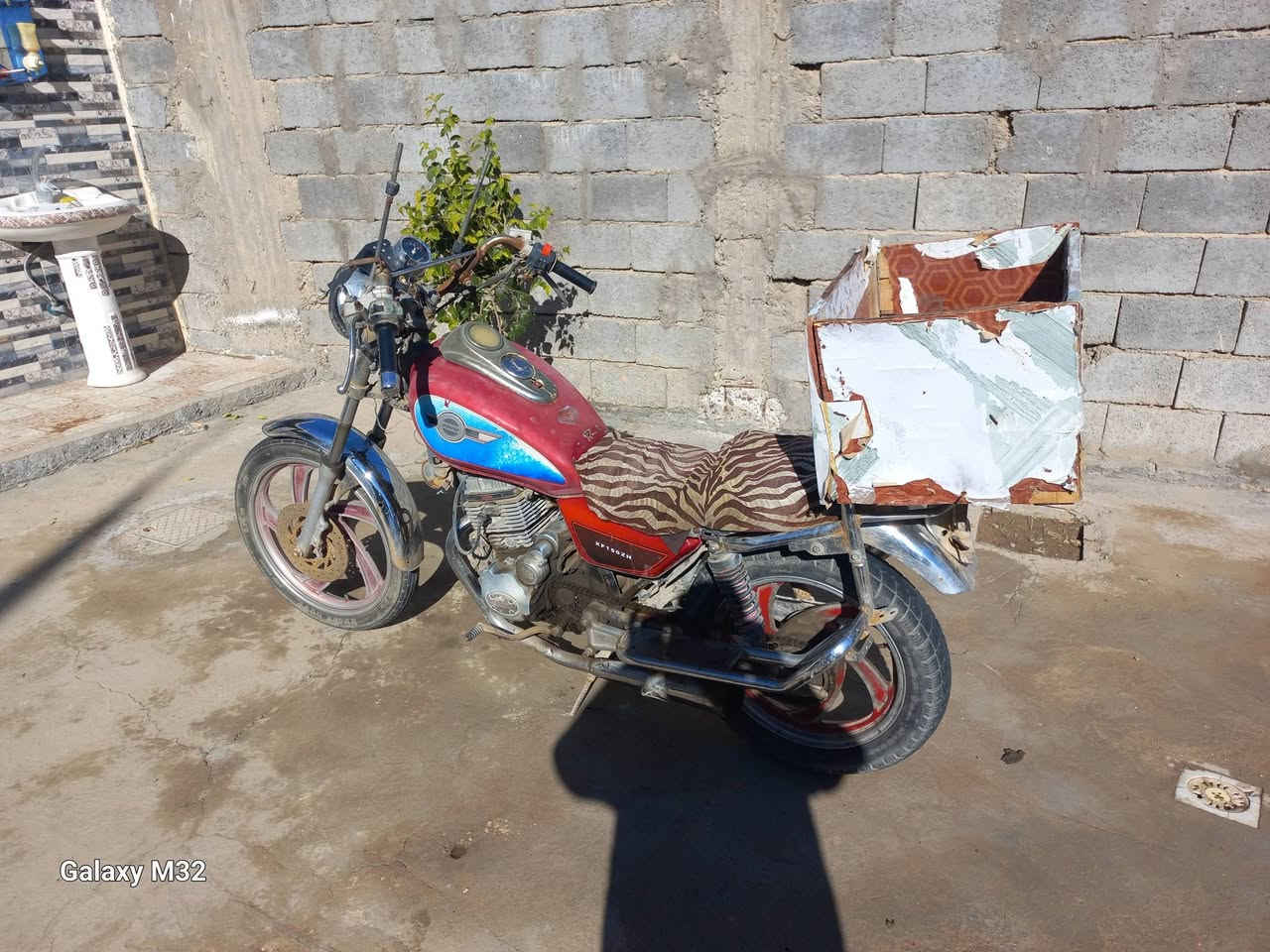 ٢٠١٢ اوراق اصولي ٢٥٠ وبيه مجال  المكان حله  ٠٧٧٠ ٦١٣٩٢٦٧
