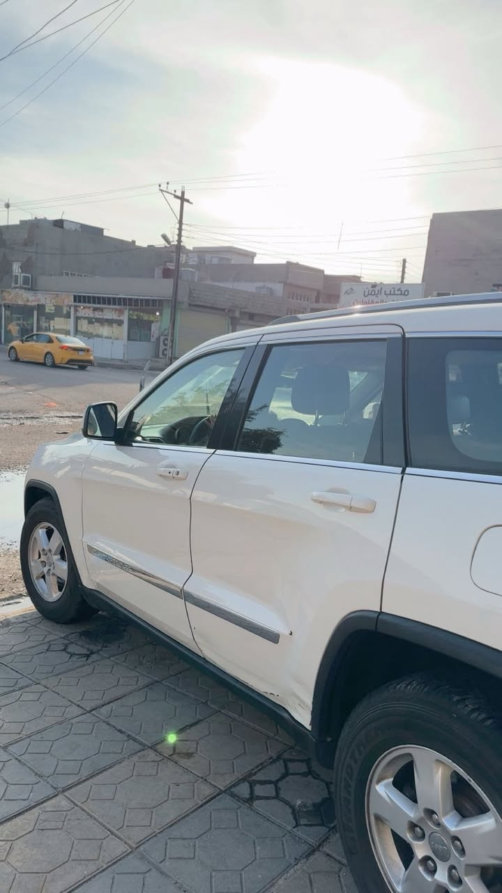 من زخصت الادمن جيب لاريدو موديل 2011 كفاله عامه بيها بارد قليل اثر طخات بسيطه السياره نضيفه استخدام شخصي للبيع او مراوس السعر 145 مكاني كركوك


**إذا كنت صاحب هذا الإعلان وتريد حذفه لأي سبب، رجاءا أرسل رسالة إلى الدعم الفني**