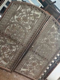 #للبيع  باپ طلاقتين العرض مترتين و40 والارتفاع مترين و40   حديد ثقيل و...