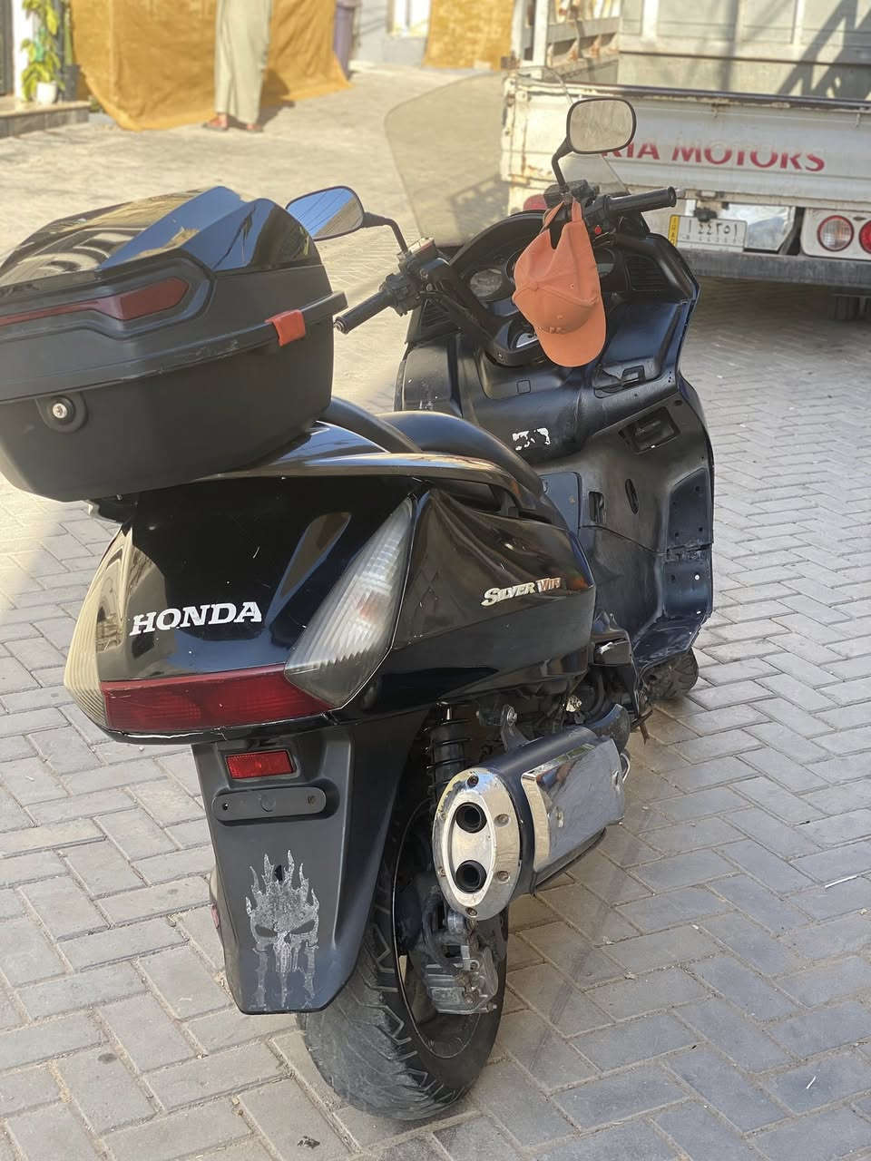 السلام عليكم سلفرونج 400 مكينه مكفوله كلجات ادامه مابيها ي نقص نكره سلف
الكفرات شويه ترتيب  السعر مليون ونص وبيها شيء بسيط مكاني زعفرانيه ***********
