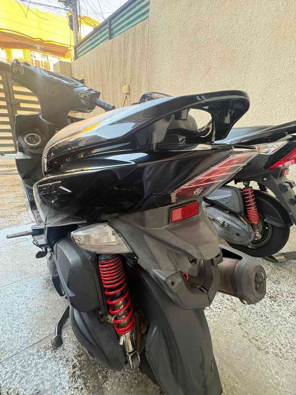 سلام عليكم
GTR موديل 2014
دراجه مال رمبه كفاله مكينه وكهربائيات وكلشي 
مابيها اي نقص كلشي شغال 
سعرها (مليون و٥٠ )وبيه مجال بسيط
بغداد (الكاظمية) ***********
متوفر بكل وقت

