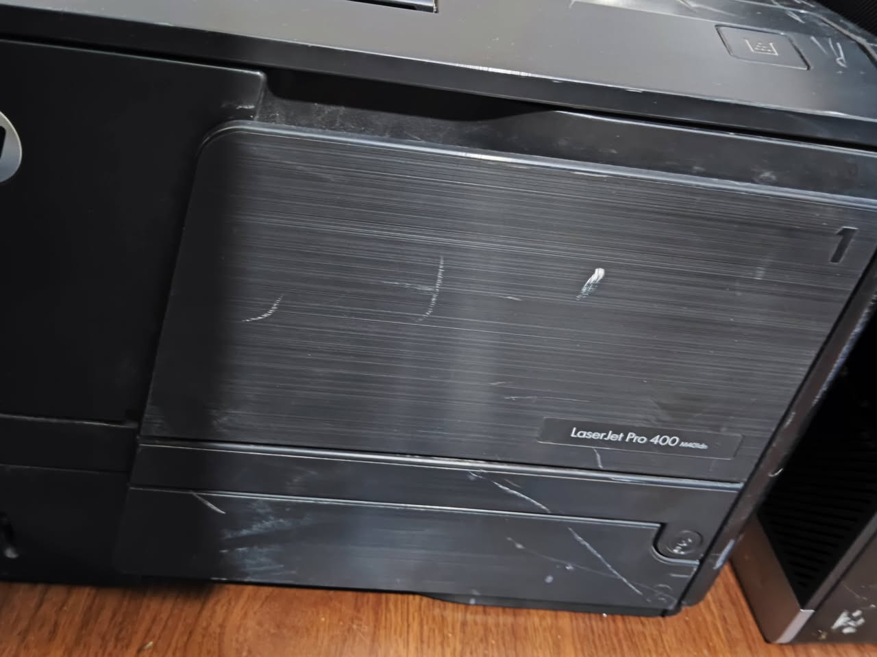 السلام عليكم
طابعه HP LaserJet Pro 400 M401dn نقص كاترج
السعر قيم واخذ 
ملحقاتها كيبل بور بس
ما عندي توصيل مكاني بغداد الزعفرانيه 
***********
