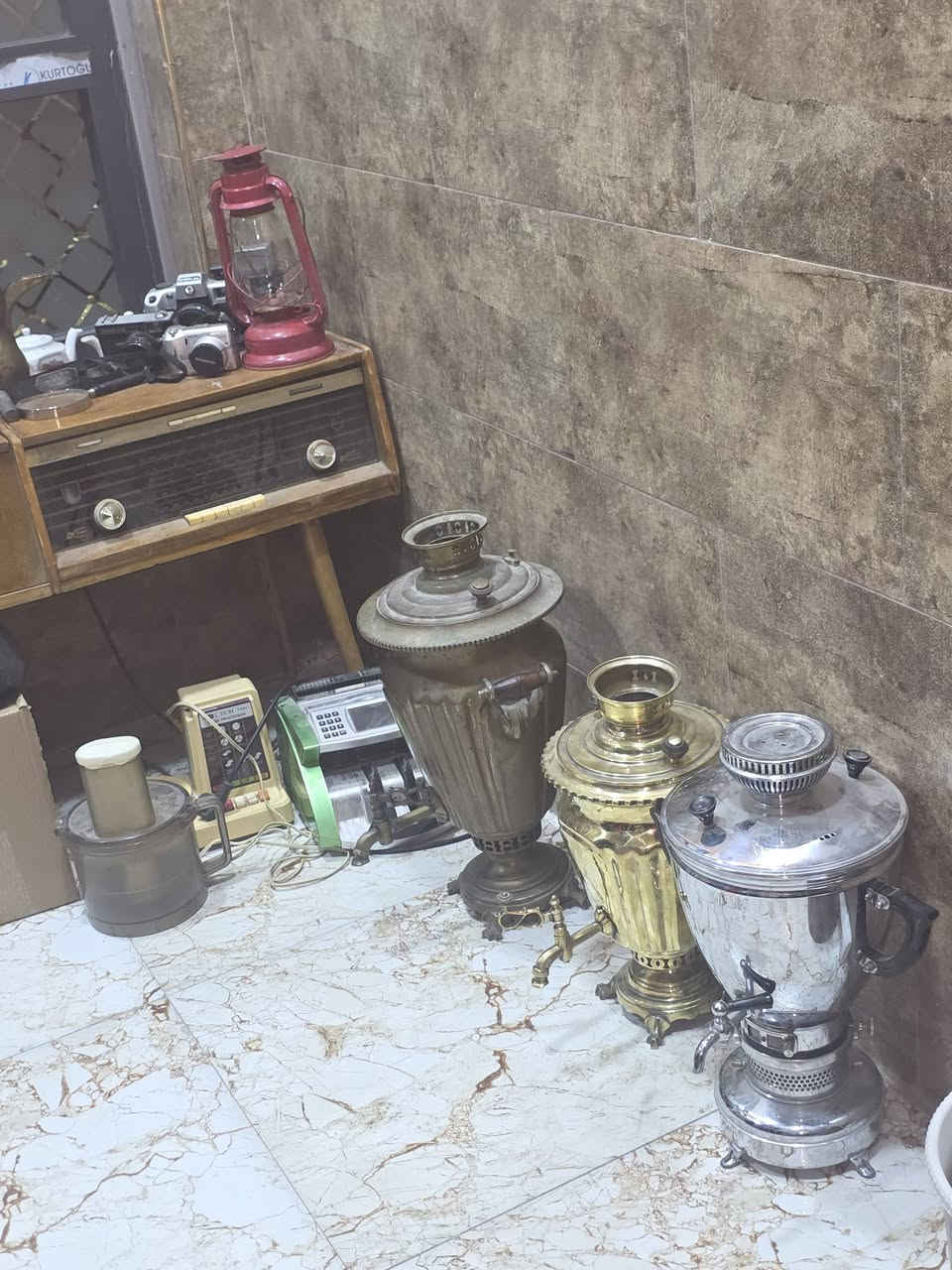 شلع ٧٥٠الف قفل ***********
عنوان بغداد توصيل ماعندي
