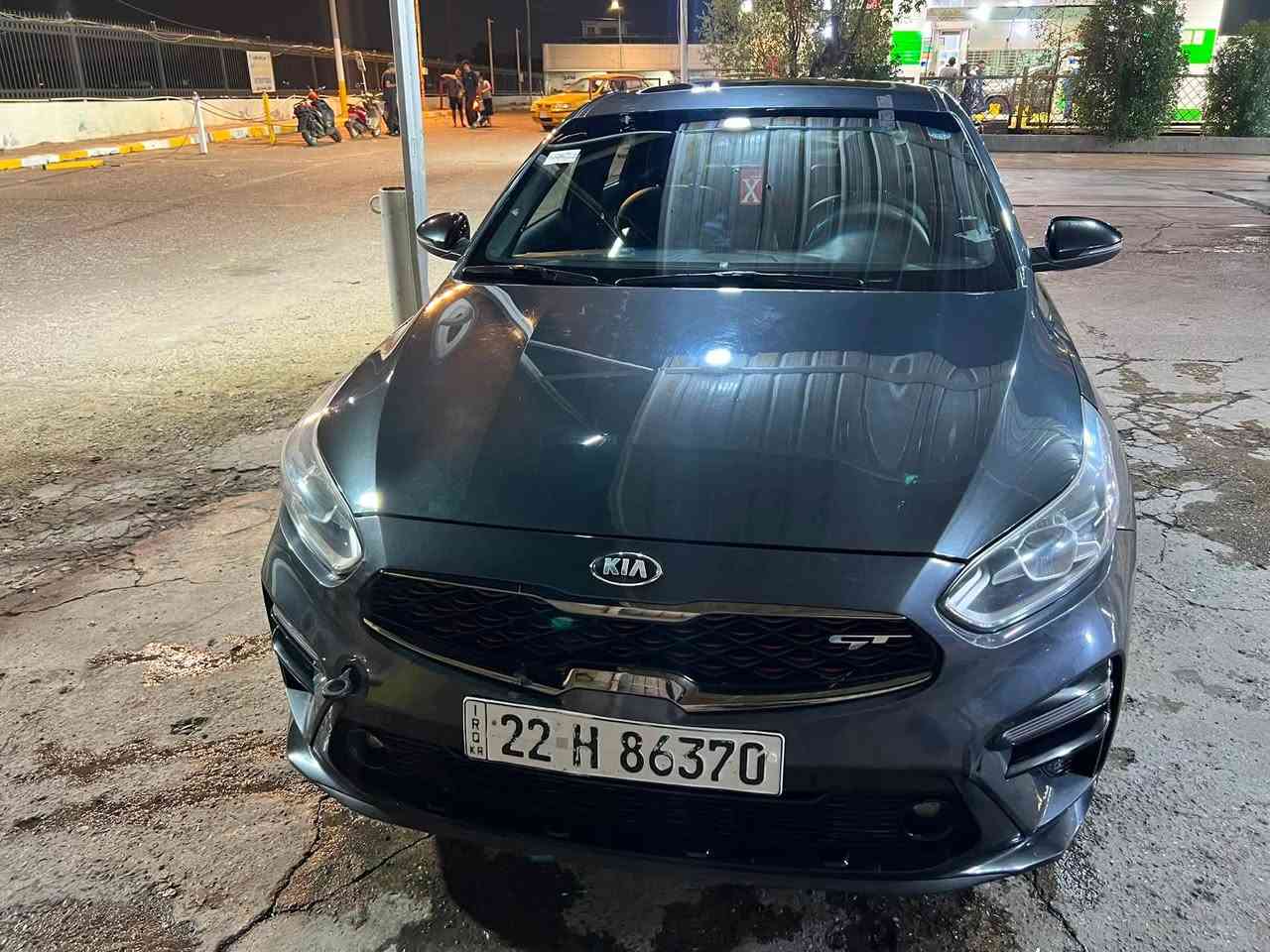 كيا فورتي GT 2021 للبيع فول مواصفات 
فتحه
بصمه 
رادارات امامي خلفي 
نظام Sport 
ماشيه 90.000
كير ومكينه كله مكفول 
تخم تايرات جديده 
صدر جديد 
كير عادي 6نمر 
مكان السياره بغداد
السعر 130 وبيه مجال 
***********
