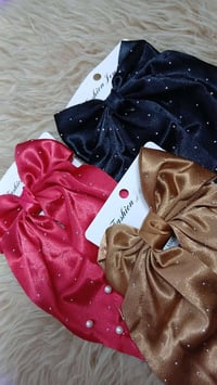 اكسسوارات شعر • اطفال • توصيل النجف