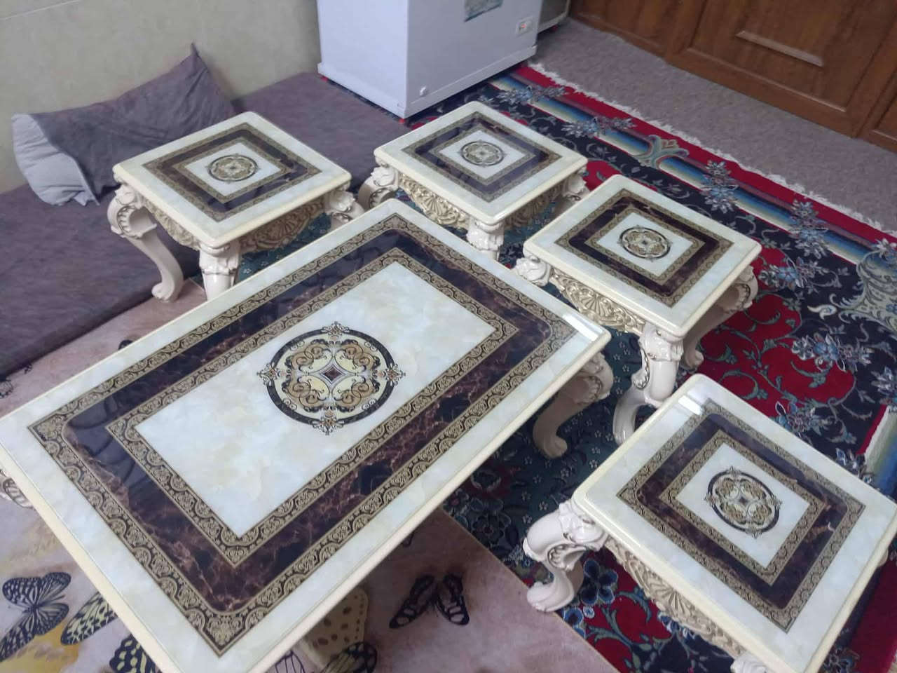 اسلام عليكم اخوان طبلات طراز ملكي تركي للبيع مستعمل شي بسيط نضافه جيدا جداً السعر 250وبي مجال بسيط 
للتواصل 
كورك /*********** 
اسيا /***********
