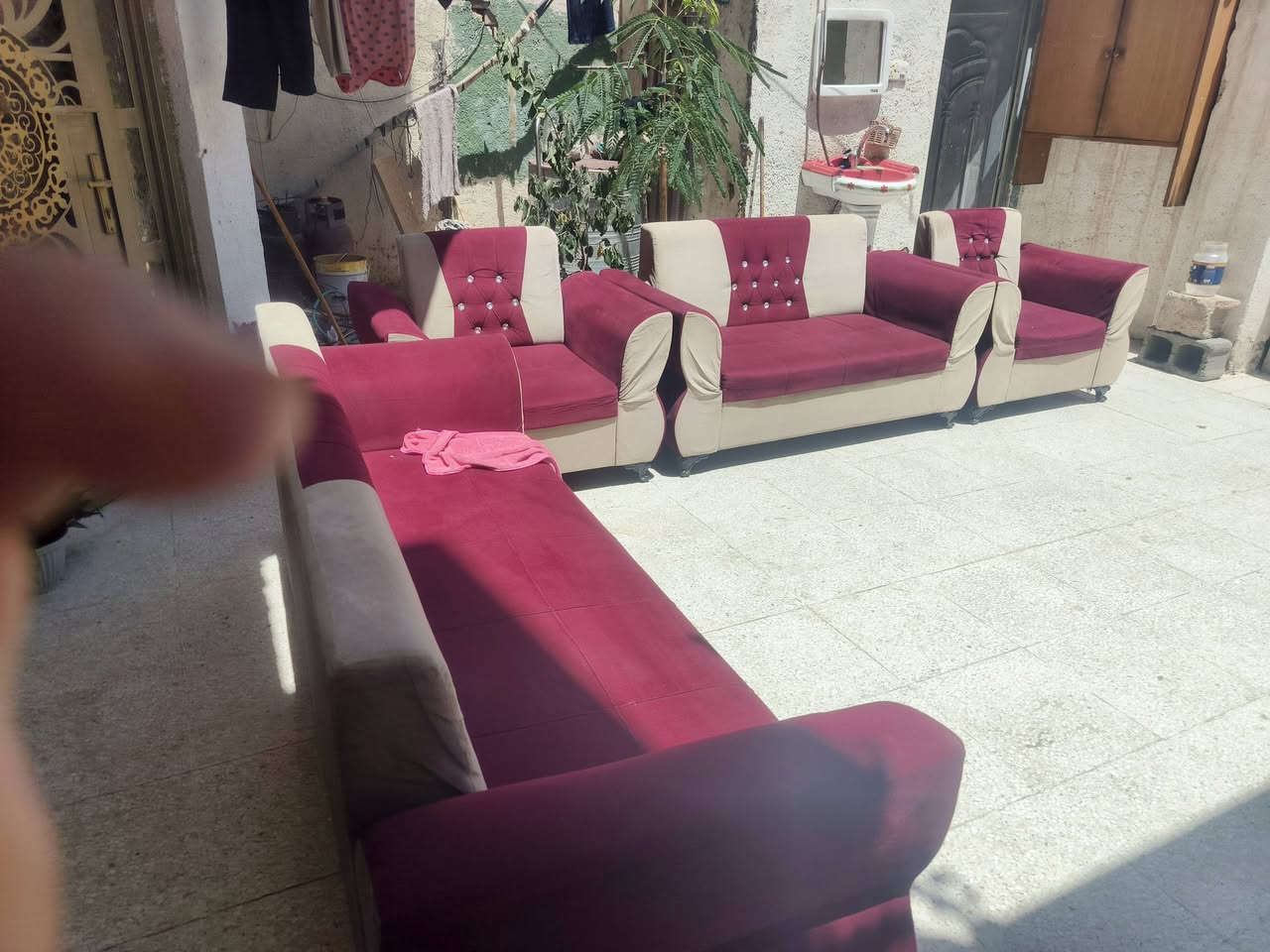تخم للبيع مستعمل بس نضيف كلش
٧ مقاعد 
سعره ١٥٠ وبي مجال 
مكاني مدينة الصدر 
***********
