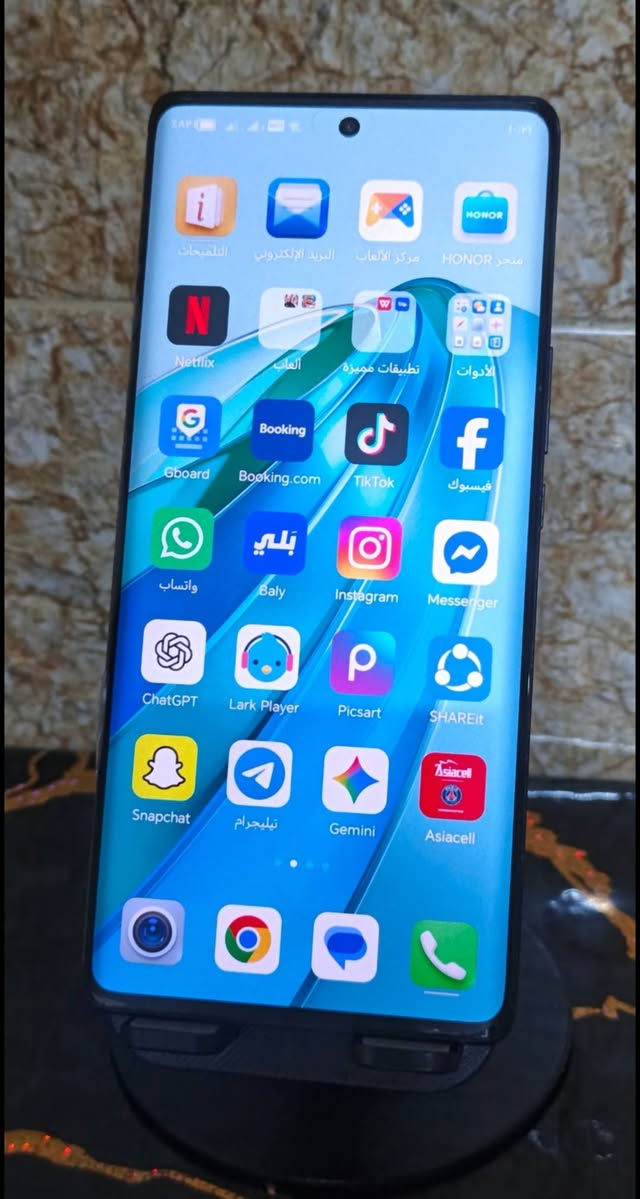 Honor X9a 5G
نظافه فول شرط ما يعبر هوا ولا داخل تصليح
رام 8G+5G
ذاكرة 256 
بطارية 5100m
بصمة وجه واصبح شغاله فول
كاميرات شرط 
الجهاز نظيف كلش لكن الظهر شوية تعبان بسبب الكفر
لكن امانة الله الجهاز لوك وما متعوب
السعر 275 وبي مجال للشراي بس بدون كسران بالسعر
التواصل واتساب:***********

