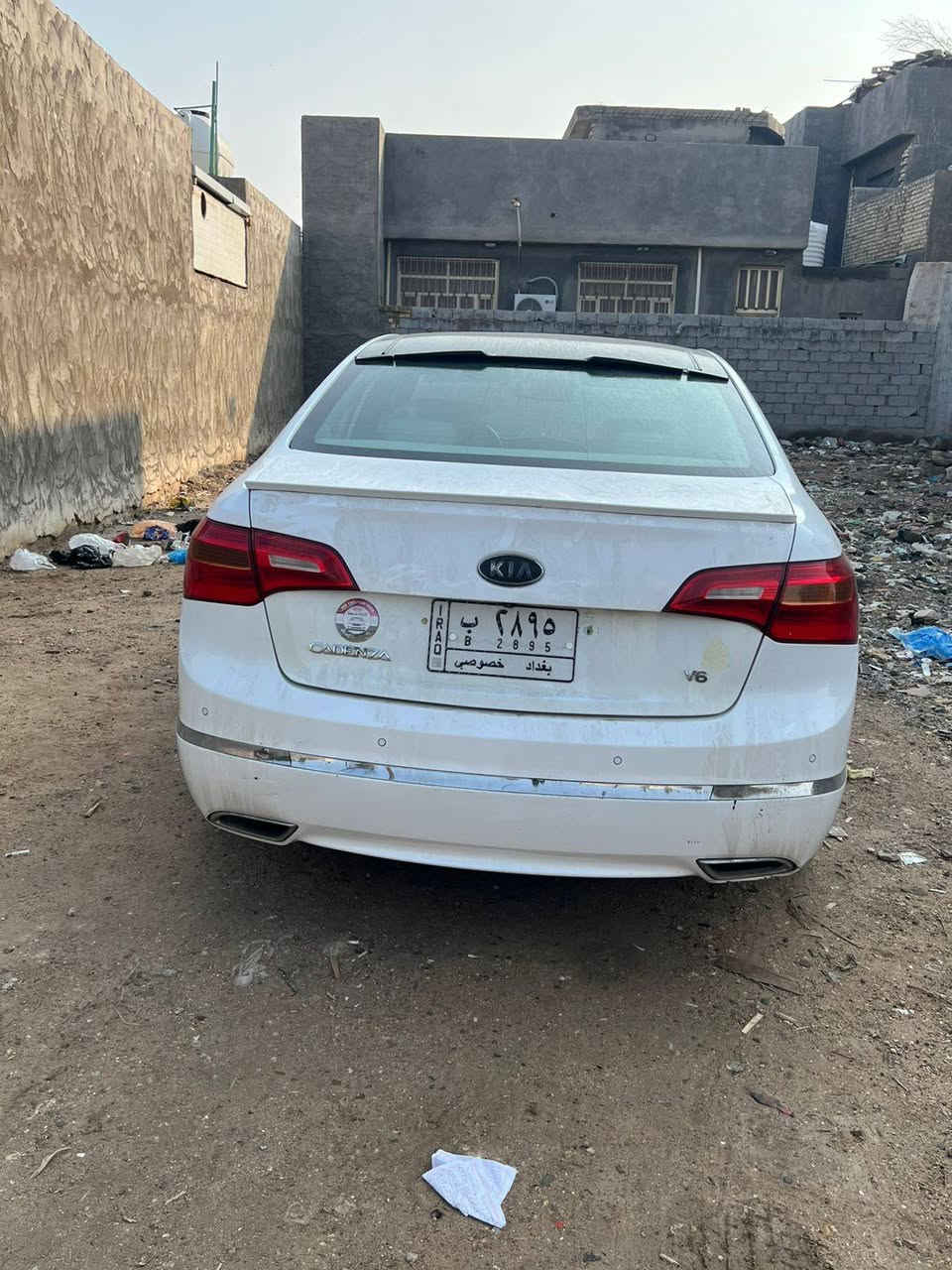 السلام عليكم كادنزه مديل 2013 خليجي 
فول مواصفات واحد ع واحد 
صبغ جاملغ او شبر من الخشم مال بنيد 
كير محرك تبريد صدر كفاله عامه 
شاصي لغد كفاله عامه 
مكاني بغداد حي الجهاد 
السعر 130 وبيه مجال 
***********
***********
