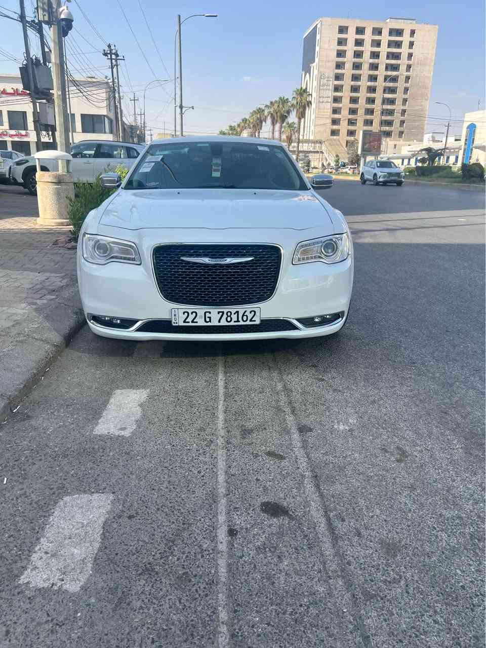 كرايسلر  اوباما 300C    

الموديل 2020  . ( كندي ) 

العداد :  57 . (  قطعه نادره سياره 📍)

سياره جديده بمعنى الكلمه ماكو اخته 

سياره علا ايد وحده 

المحرك : V6 . 3.6L . 

(السياره مكفوله من الصبغ و الشخوط  )
فقط كارت اصبعين 
رقم اربيل بسمي الجديد تحويل ثاني يوم  

المكان بصره 

 فول الفول 

المواصفات :

* پانوراما 

*داخل جلد اسود طبيعي 

* مصابيح امامية زنون مع LED .

* ويل قياس 20 أنج . 

* شاشه كبيرة مع نظام ملاحة نفكيشن GPS .

* سستم صوت الپاين مع سماعات بريميوم .

* مقصورة الركاب من الجلد الفاخر .  

* مقاعد أمامية كهربائية عدد 2 .. 

* مقاعد أمامية وتدفئة . 

* مقاعد خلفية تدفئة . 

* تشغيل عن بعد . 

* ستيرن كهربائي . 

* تدفئة ستيرن . 

* محدد سرعة . 

* تلفون بلوتوث . 

* كاميرا خلفية .

* مرايا متحسسة للاضاءة العالية
* دخول ذكي (بصمة) . 

السوك كلشي بي كلمن و حلاله يعجبك هلا بيك ما يعجبك

دور غيره كل سياره و نضافته 

للاستفسار ***********

مكاني بصره البصرة, العراق
