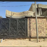 البندقية قرب المولدة • ١٢٥م • مسلح