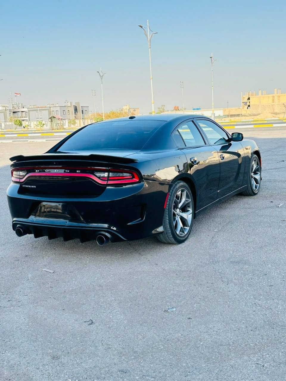 السلام عليكم سياره نوع جارجر
موديل 2020كلين كفاله عامه فول مواصفات واحد علا واحد خزن مموري تبريد قطعتين كشن جلد تدفا تبريد ب الكشن سبورت انظمه قياده شاشه كبيره حساسات خلفي امامي كشاف مانع ظباب لدا خلفي تشغيل عن بعد بصمه عدد 2 اشاير ب المري مري شفط تبريدها ثلج كفاله  كير مكينه حداديه تخم تاير جاهزه   رقم بغداد بسمي انكيلزي دولي. العنوان كربلاء. السعر بيع سرر يع جوه السوك 188 المو شراي لايخابر رجاااء 
اتصال ☎️ ***********

