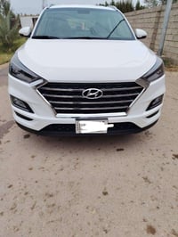 توسان ٢٠٢٠ • محرك ٢٠٠٠ • رقم واسط