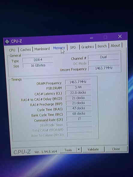 ‎ للبيع PC ألعاب + شاشة Philips 27” 🔥

‎جهاز، نظيف وشغال بدون أي مشاكل – مع شاشة حجم كبير 27 إنش من Philips.  165hz

‎💠 مواصفات الجهاز:
‎ • المعالج: AMD Ryzen 5 3400G (Mobile)
‎ • كرت الشاشة: NVIDIA GeForce GTX 1660 Ti
‎ • الرامات: 16GB
‎ • التخزين: M.2 SSD 1TB
 /
‎ • الحالة: الجهاز نظيف جداً بدون حرارة أو تهنيج

موس redragon 🐀
كيبورد redragon ⌨️
موسباد redragon
‎🖥️ مواصفات الشاشة:
‎ • الماركة: Philips
‎ • الحجم: 27 إنش
‎*********** اتصال ☎️ 
*********** whatsapp
