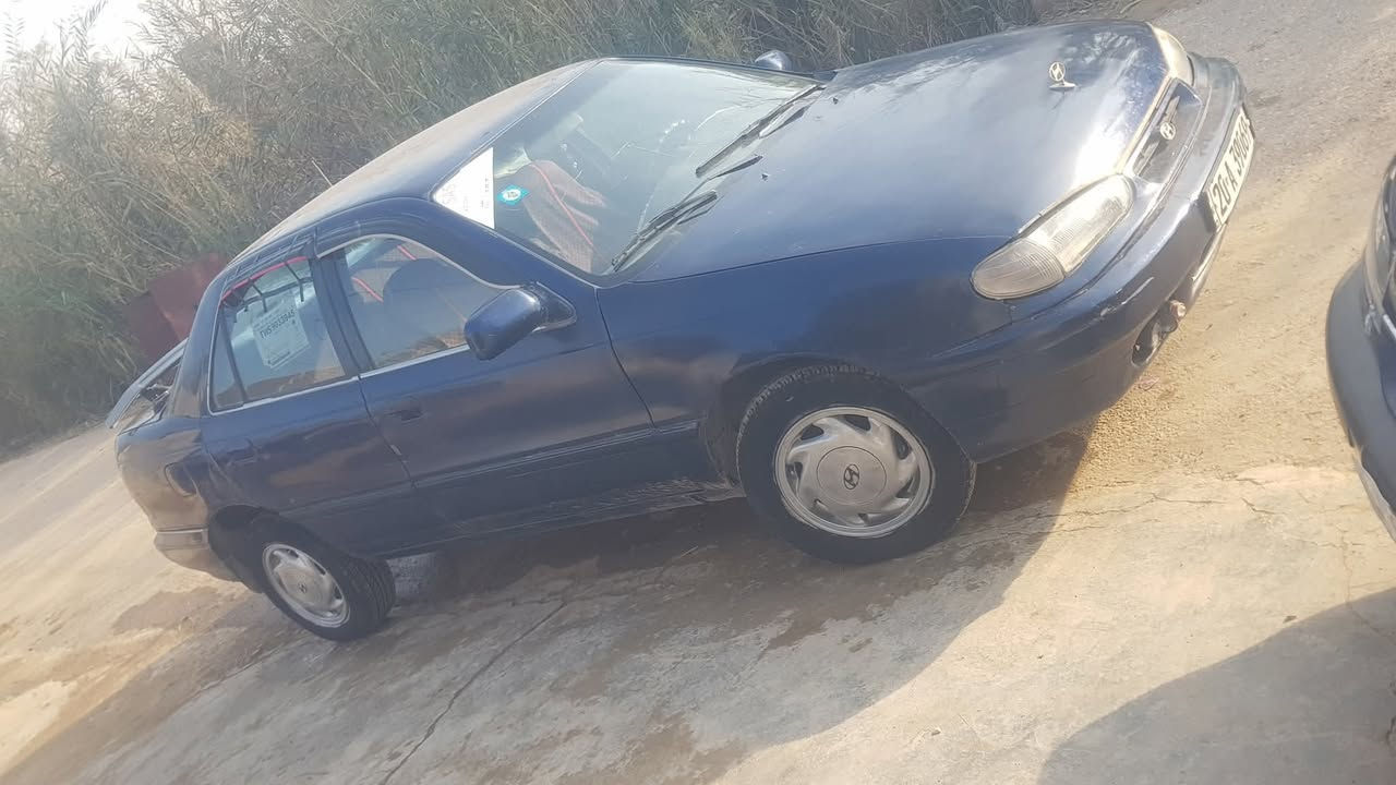 السلام عليكم للبيع او مراوس بسيارة حسب القناعة
النترا موديل 94 رقم ديالى رقم انكليزي تحويل ثاني يوم محرك كير مكفولات كير عادي  كهربائيات كلها شغالة تدفئة شغالة تبريد بس القايش الفرممات بس وحدة ملحومة  دشبول لايت عالي ناصي جام  سمعات أربعه كله شغال تخم تاير جديد صدر امامي خلفي جديد مكفولة گص ومعجون وخياس السيارة جاهزة مال جناي ( السعر 28 وبيها مجال حك الجية) 
المكان/ديالى /الخالص
الاستفسار /***********وبي واتساب
