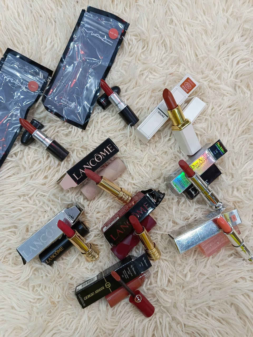 تخفيضااااات اي قطعه داخل المنشور ب5 ماعدا الفونديشن فوريفر وشانيل وشيكلام وشي ب8  والديور ب10
متوفر توصيل لجميع المحافظات 5


**إذا كنت صاحب هذا الإعلان وتريد حذفه لأي سبب، رجاءا أرسل رسالة إلى الدعم الفني**