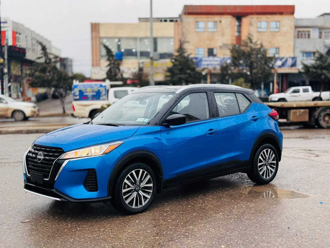 كيكز 2024 جملغ خلفي او باب خلفي صبغ 

بجم كبس بدون ايرباك 

مواصفات SV فول بس بدون فتحه

سقف اسود بيلادي

سعر 114

*********** دهوك, العراق
