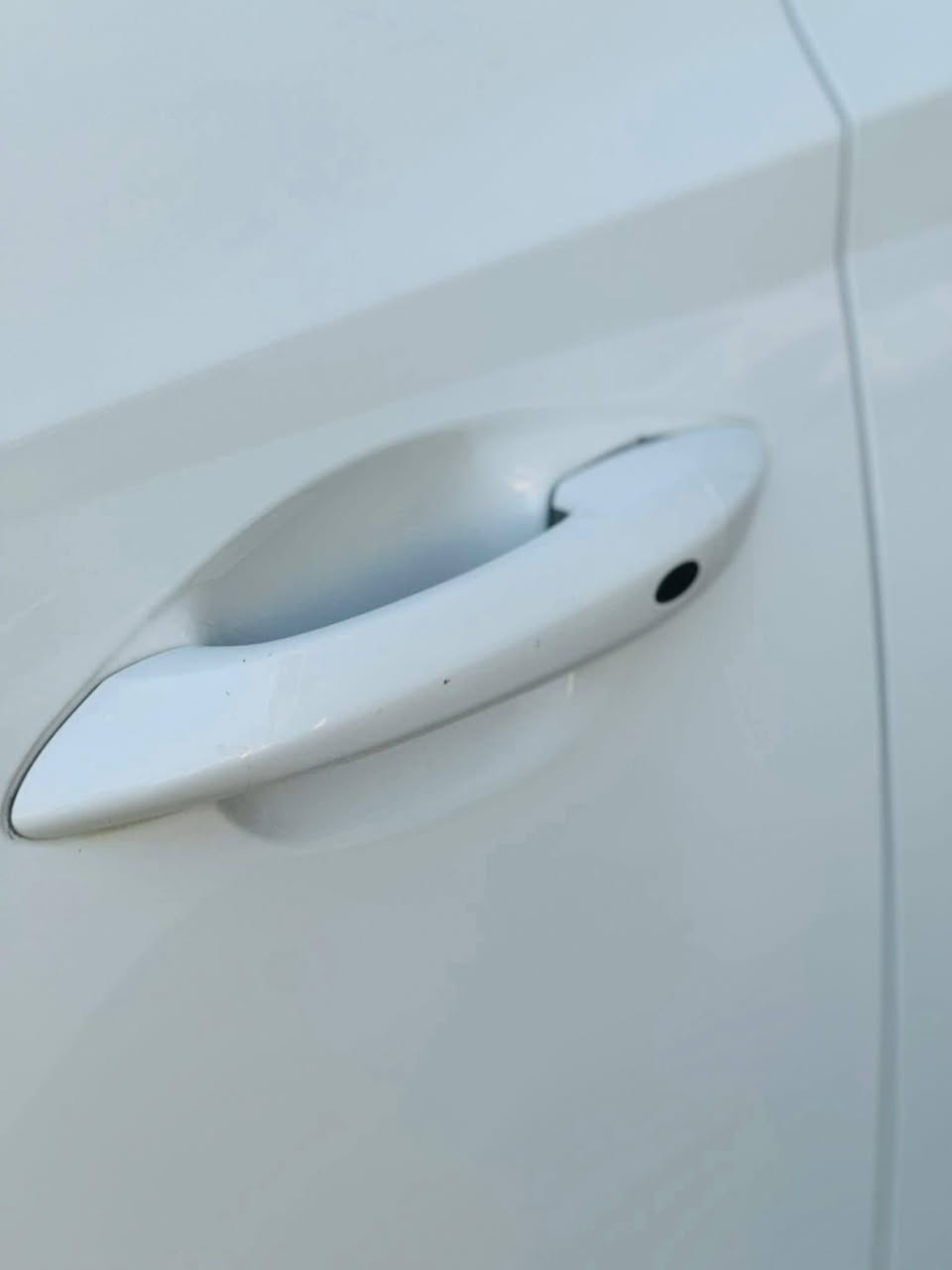 توسان للبيع خليجي رقم بصره بسمي مكفوله كفاله عامه مديل 24 مكان البصره السعر 230 وبيها مجال جدا قليل  ماشيه33 مكلف بالنشر رقم صاحب السياره ***********
