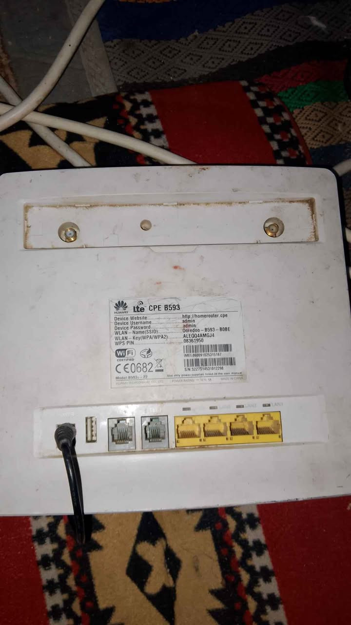 راوتر غني عن التعريف يكنك عل خط تفعيل شهري حاله حال الشبكه الي ابيتك بس وايفاي اقوه لن تكنك عن طريق الخط
ثانين من شركه هواوي الغنيه عن التعريف اكتب سعرك او اتصل عل رقم مكاني جبله ***********  لا يوجد عندي توصيل للمحافضات المحاويل, بابل
