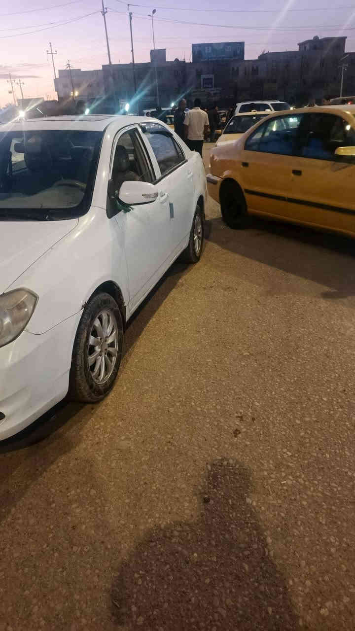 بي وايدي موديل 13 السياره كفاله كير محرك ضربه تبديل من كلشي ما عدى تعمير مال هلالات شرط السونار تختم تاير دوشومه فول اي نقص ماكو تجي وتشوف بعنيك عارضها ب 64 وبيها مجال ....... رقم الهاتف.. ***********
