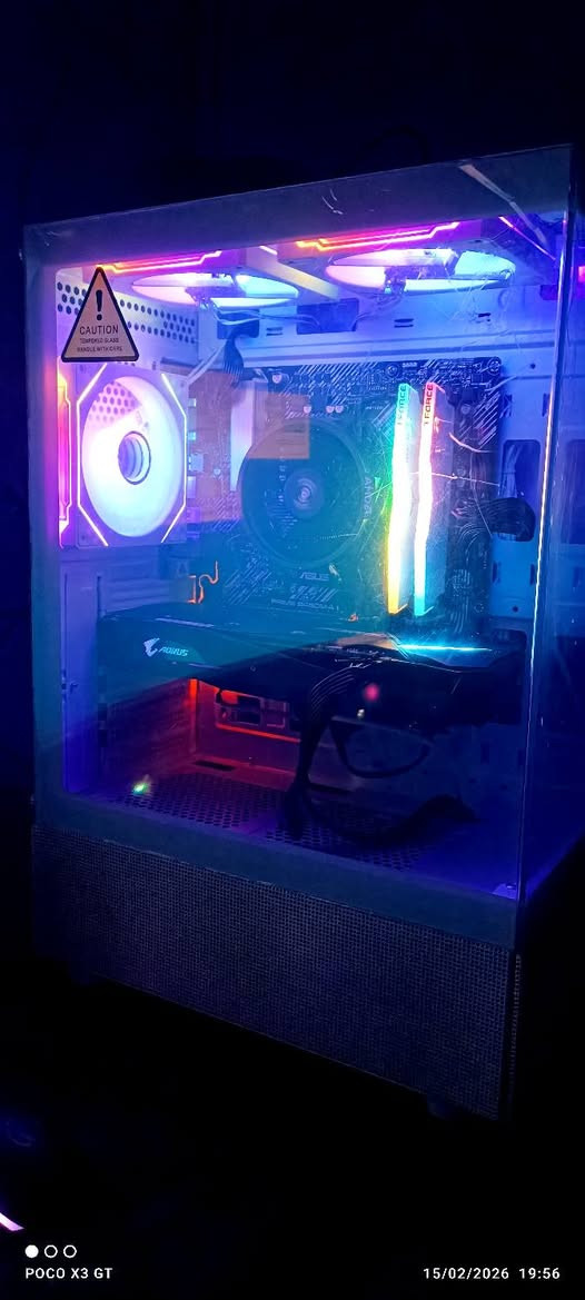 كيس للبيع
مواصفات 
R5 5500+fan stock
Mb 450m Asus اربع سلوت رام
Ram t force 2x8 16gb 3600hz rgp ابيض
Gpu gtx 1660 ti aorus 
Ssd 256
Power supply 600w
Case sama 3 fan argp
يجي وياها ماوس وكيبورد وسماعات 
السعر ٦٠٠ فقط بيها مجال بسيط جدا 
عنواني بغداد 
متوفر توصيل 
إستفسار خاص أو واتس اب 
***********
