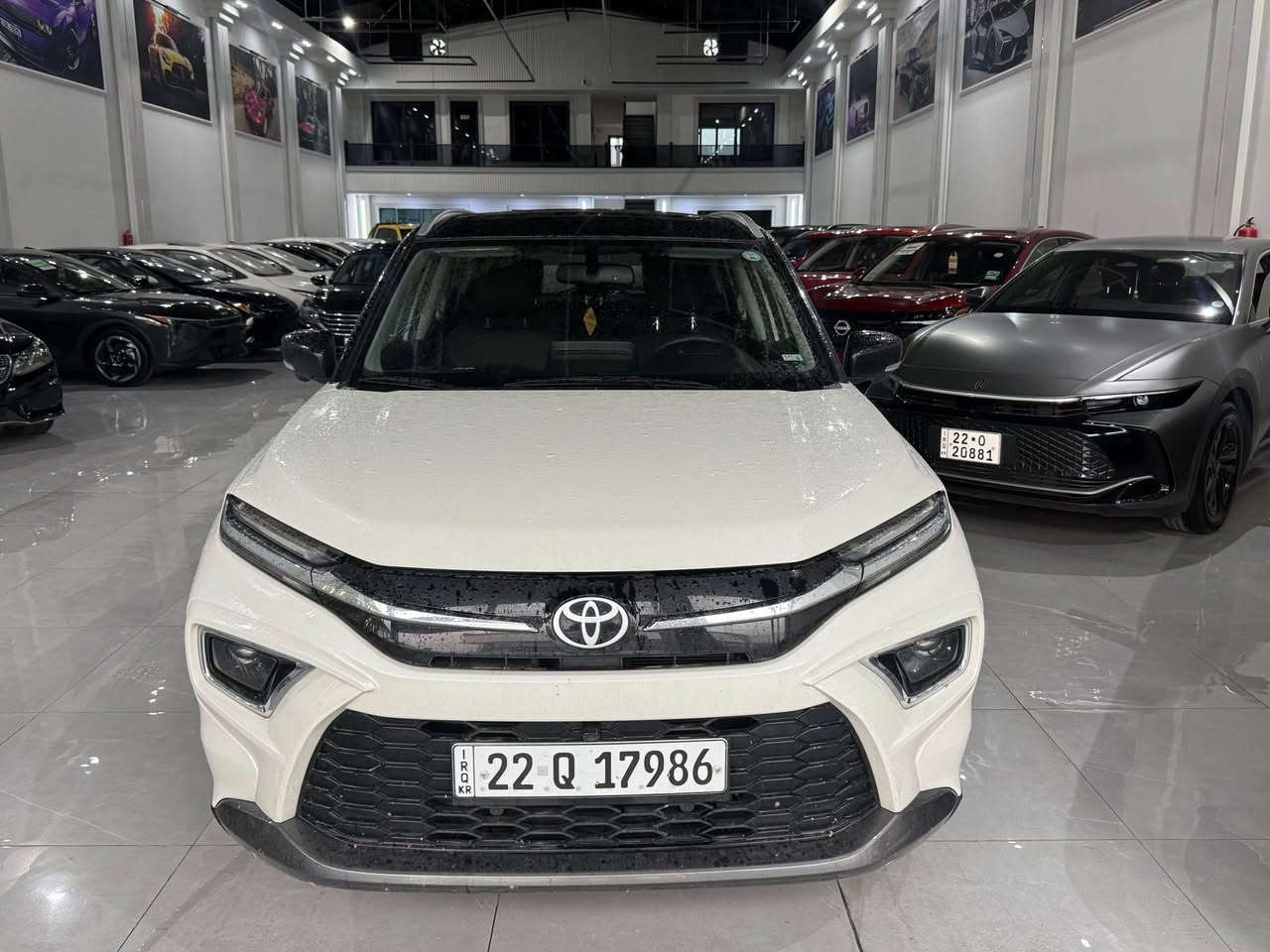 تويتا اوربان سقف اسود بانوراما فول  شركة ساس خليجى ضمان سنتين موديل ٢٠٢٥ مواصفات بصمة شاشة ٥ كاميرات 
داتاشو داخل جلد دشبول لذ 
ماشية ١٠ رقم جاهز بسمى ***********_*********** أربيل, العراق
