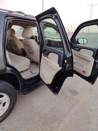 تاهو خليجي 2007 ادوات أدوات جاهزه من كلشي اللون اسود دواخل عسلي مامبيه...