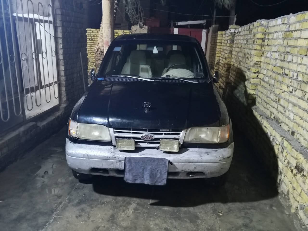 سبورتج موديل 93 سنوية 26
دواخل نضيفه محرك ونجي كربلائي 
سيارة نضيفة وشغالة 
السعر 33 وبيها مجال 
***********
***********
