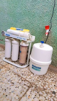 فلتر ماء • نضيف • شعب